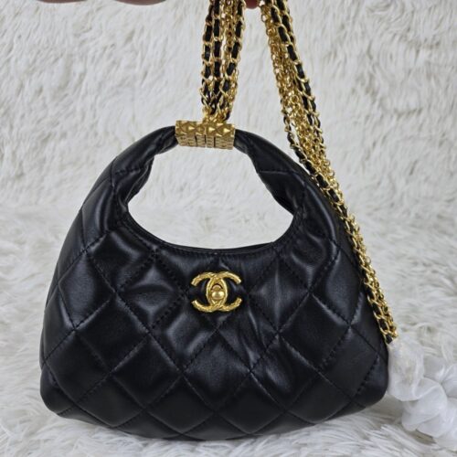 【AT3714】🖤 Chanel クラシックなダイヤモンドチェーンバッグ 🖤