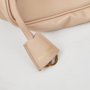 【AT3722】💫 Balenciaga ハイエンドスリングバッグ - レトロなエレガンス、モダンな魅力 💫