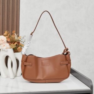 【AT3723】Balenciagaクラシックビンテージショルダーバッグ- 質感レザー✨