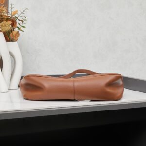 【AT3723】Balenciagaクラシックビンテージショルダーバッグ- 質感レザー✨