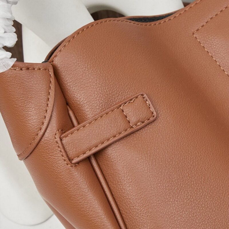 【AT3723】Balenciagaクラシックビンテージショルダーバッグ- 質感レザー✨