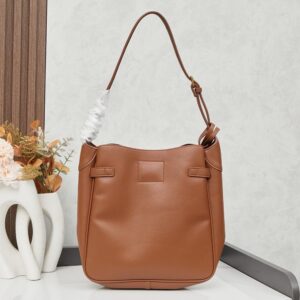 【AT3727】Balenciaga パリシリーズ エレガントなフラップショルダーバッグ✨