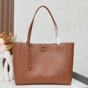 【AT3728】Balenciagaのクラシックトートバッグ | 控えめな贅沢な大容量デザイン 💫
