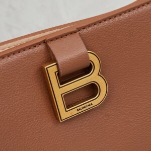 【AT3728】Balenciagaのクラシックトートバッグ | 控えめな贅沢な大容量デザイン 💫