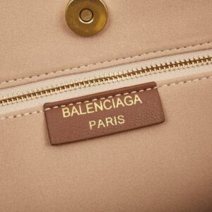 【AT3728】Balenciagaのクラシックトートバッグ | 控えめな贅沢な大容量デザイン 💫