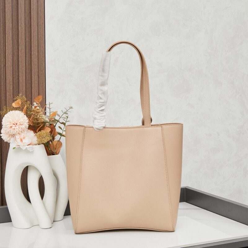 【AT3729】Balenciagaのクラシックで万能なトートバッグ | ラグジュアリーな都市のスタイル 🎀