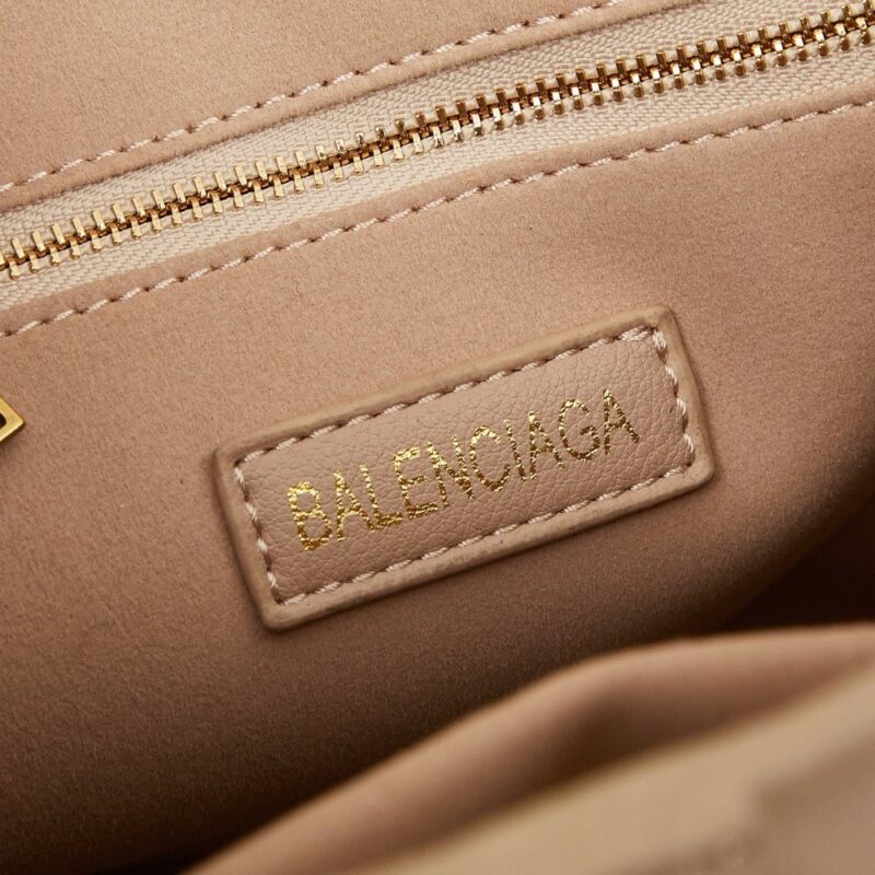 【AT3729】Balenciagaのクラシックで万能なトートバッグ | ラグジュアリーな都市のスタイル 🎀