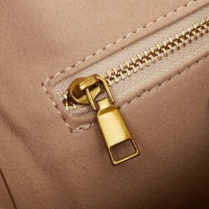 【AT3730】✨ Balenciaga のクラシックトートバッグ - ミルクティーブラウン ✨
