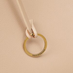 【AT3731】Balenciaga バレンシアガのクラシックな大きめトートバッグ｜シンプルでおしゃれな軽奢派品格