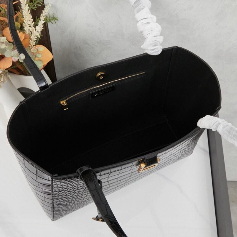 【AT3734】🖤 Balenciaga クラシッククロコダイルプリントトートバッグ 🖤