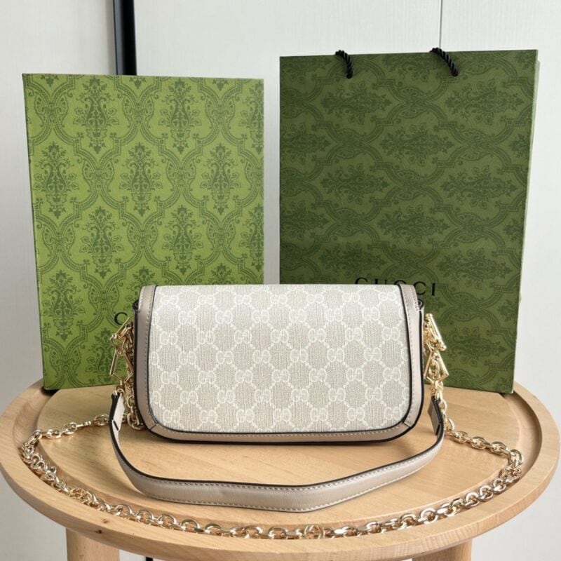 【AT3736】Gucci ホースビット 1955 クラシックホースビットチェーンバッグ - 豪華なエレガンス ✨