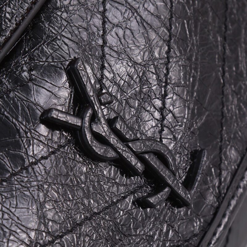 【AT3739】🖤 YSL サンローランのNikiシリーズ、ブラックヴィンテージラムスキンチェーンバッグ 🖤