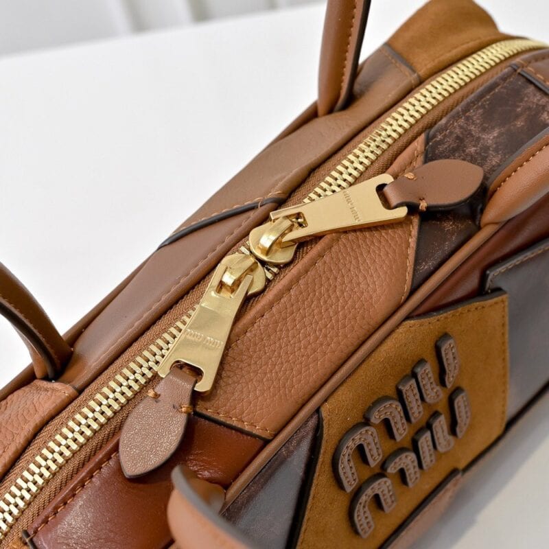 【AT3745】MIU MIU ヴィンテージ パッチワーク トートバッグ ✨