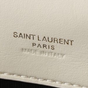 【AT3751】✨YSL SAINT LAURENTのクラシックなエンベロープバッグ | ヴィンテージラグジュアリーなコンパクトチェーンバッグ✨