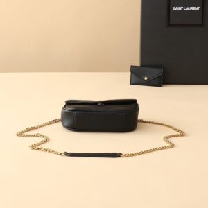 【AT3752】✨ YSL SAINT LAURENT 豪華なミニチェーンバッグ | クラシックなスタイルで優雅な魅力を演出 ✨