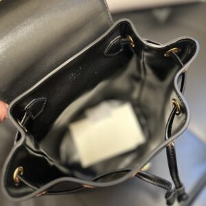 【AT3769】Celineセリーヌのクラシックなトリオンフ牛革の引き紐付きリュックサック🎒✨