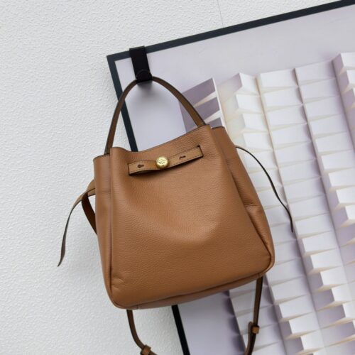 【AT3779】Tory Burch トリー・バーチの定番バケットバッグ｜シンプルでエレガント、ファッションに合わせやすい。