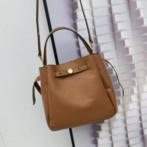 【AT3779】Tory Burch トリー・バーチの定番バケットバッグ｜シンプルでエレガント、ファッションに合わせやすい。