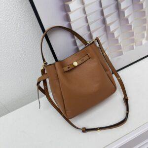 【AT3779】Tory Burch トリー・バーチの定番バケットバッグ｜シンプルでエレガント、ファッションに合わせやすい。