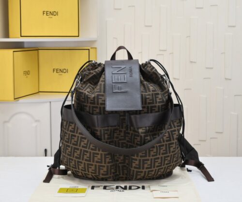 【AT3781】🎒 Fendi Roma クラシックバックパック - FFモノグラムコレクション 🎒