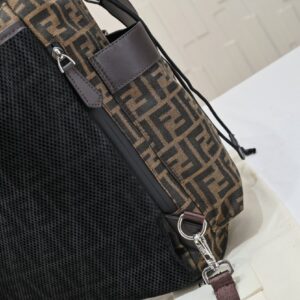 【AT3781】🎒 Fendi Roma クラシックバックパック - FFモノグラムコレクション 🎒
