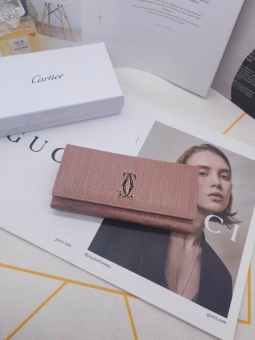 【AT3802】Cartier カルティエのクラシックな長財布 - 控えめな贅沢さ、エレガントなテースト👜