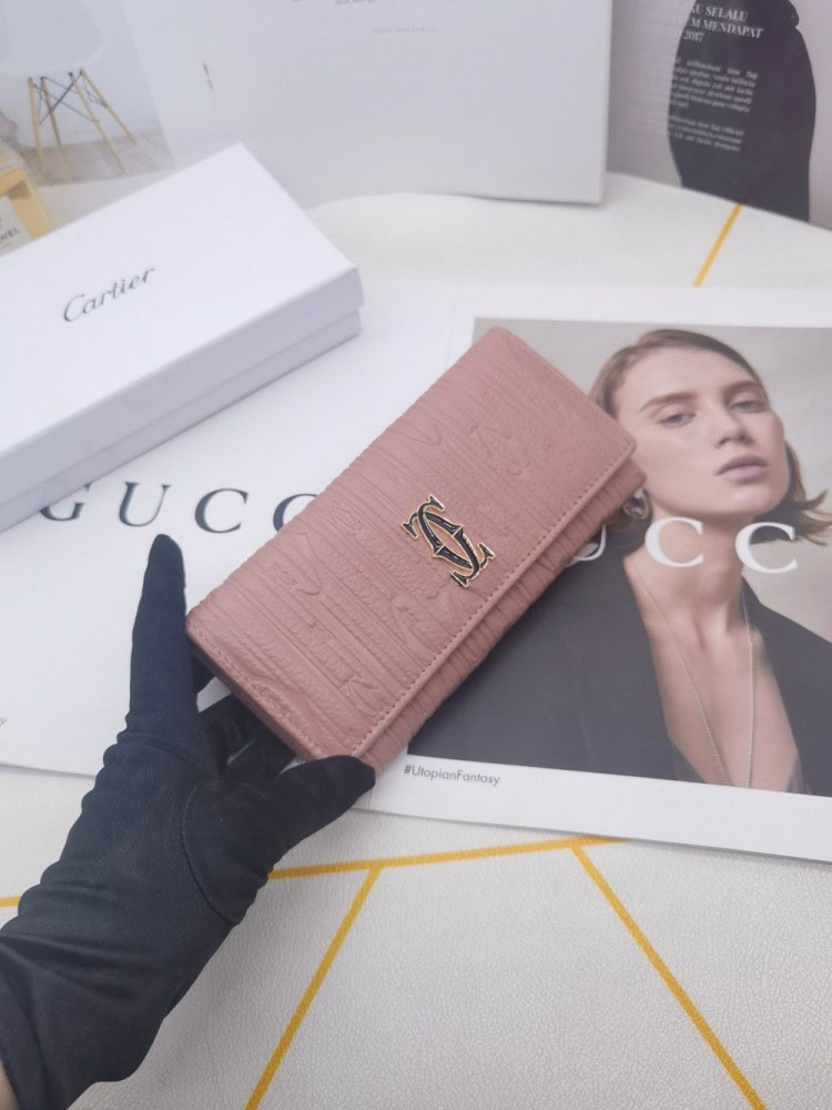 【AT3802】Cartier カルティエのクラシックな長財布 - 控えめな贅沢さ、エレガントなテースト👜