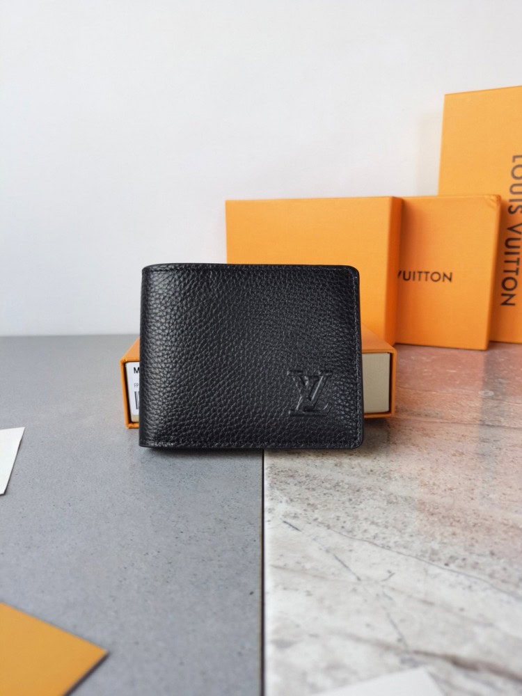 【AT3826】✨Louis Vuitton クラシックな黒いカーフスキン財布✨