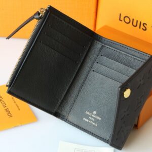 【AT3836】Louis Vuitton ルイ・ヴィトン・モノグラム・アンプランテのクラシックなブラックショートウォレット✨