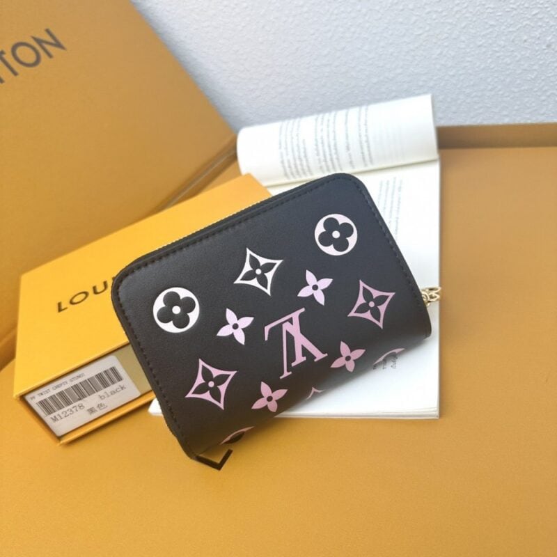 【AT3870】🖤 Louis Vuitton ルイヴィトンモノグラム花柄レディースショートウォレットM12378（ブラック）✨高貴で優雅で実用的、LVの精巧なショートウォレット新製品登場✨
