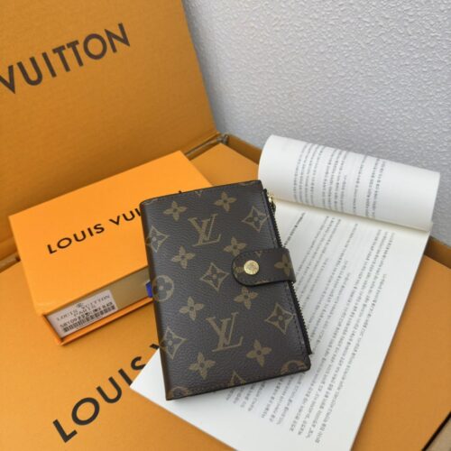 【AT3875】【LOUIS VUITTON】クラシックなモノグラム柄のジップ付きユニセックス財布👜