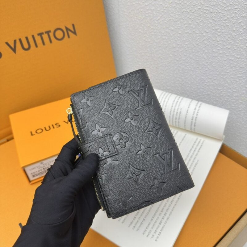 【AT3876】🖤 Louis Vuitton ルイ・ヴィトン モノグラム・アンプレント 全皮圧印折り財布（ブラック）✨
