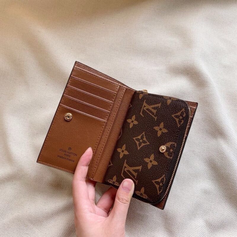 【AT3878】Louis Vuitton ルイ・ヴィトンのモノグラム・キャンバス長財布👛✨永遠に時を超えるクラシックなデザインは、豪華さと実用性の完璧な組み合わせを演出します