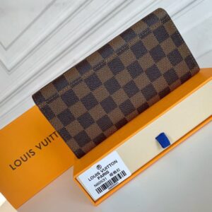 【AT3902】✨ Louis Vuitton ルイ・ヴィトン ダミエ 長財布（レッドライニング）🎀 クラシックと実用性を兼ね備えています。