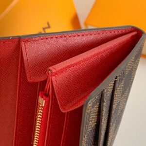 【AT3902】✨ Louis Vuitton ルイ・ヴィトン ダミエ 長財布（レッドライニング）🎀 クラシックと実用性を兼ね備えています。