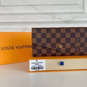 【AT3903】🌸 Louis Vuitton ルイ・ヴィトン ダミエ柄 ピンクの内装 ロングウォレット💼 クラシックなチェック柄・甘美なピンクの内装・エレガントで実用的な共存
