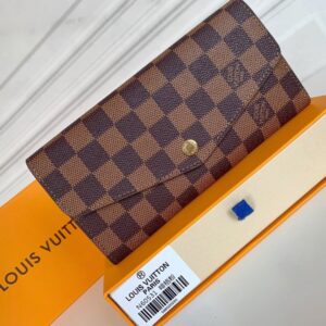 【AT3903】🌸 Louis Vuitton ルイ・ヴィトン ダミエ柄 ピンクの内装 ロングウォレット💼 クラシックなチェック柄・甘美なピンクの内装・エレガントで実用的な共存