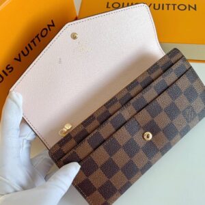 【AT3903】🌸 Louis Vuitton ルイ・ヴィトン ダミエ柄 ピンクの内装 ロングウォレット💼 クラシックなチェック柄・甘美なピンクの内装・エレガントで実用的な共存