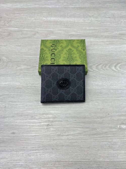 【AT3925】🖤Gucci クラシックなブラックのダブルGキャンバスショートウォレット｜メンズファッションの必需品🖤 ✨ブランドの象徴であるダブルGパターン | 上質なレザーライニング | クラシックなブラック＆グレーのカラー✨
