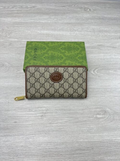 【AT3928】🌟 Gucci グッチのクラシックなGGスプリームキャンバスのロングジップウォレット👛 ユニセックス｜エレガントなブラウンのレザートリム｜ヴィンテージのダブルGエンボスロゴ✨