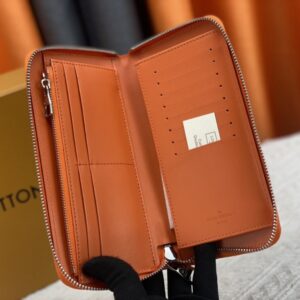 【AT3936】🧡 Louis Vuitton ルイ・ヴィトン オールレザー長財布 - キャラメルオレンジ | ミニマルでラグジュアリー、男女兼用 🧡