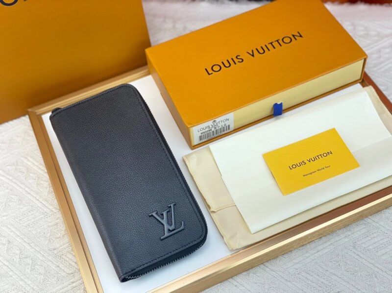 【AT3938】Louis Vuitton ルイ・ヴィトン クラシックなブラックのフルレザー長財布 🖤 ラグジュアリー・控えめ・あらゆるスタイルにマッチ