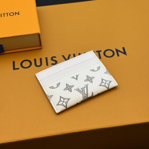 【AT3941】🌟 Louis Vuitton ルイ・ヴィトン ホワイトクラシック モノグラム カードケース 💼✨ ミニマルなライン × ラグジュアリーな雰囲気 | LV ブランド ユニセックス カードケース