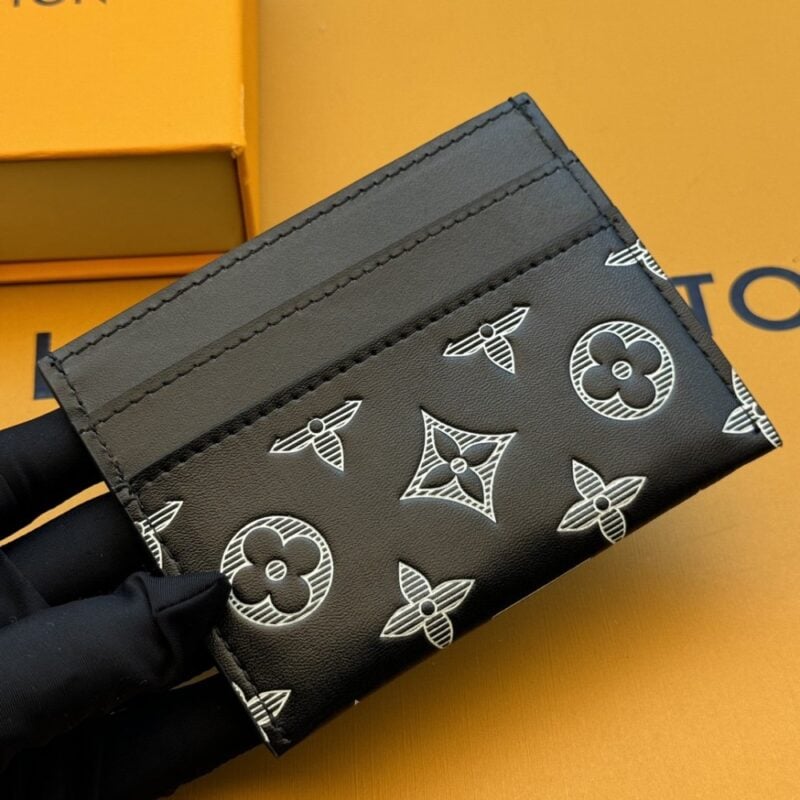 【AT3947】Louis Vuitton ルイ・ヴィトン モノグラム ブラックカードケース メンズラグジュアリーミニマリストデザイン✨