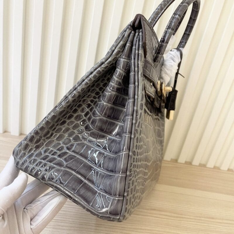 【AT4043】🎀  Hermès エルメス バーキン 30 クロコダイルパターン ハンドバッグ – グレー ゴールドバックル 👜✨