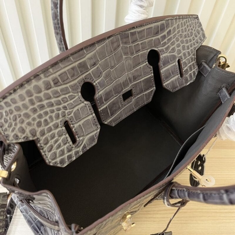 【AT4043】🎀  Hermès エルメス バーキン 30 クロコダイルパターン ハンドバッグ – グレー ゴールドバックル 👜✨