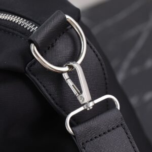 【AT4045】✨ Prada プラダ ブラック ナイロン トラベル トートバッグ 大容量 カジュアルバッグ✨