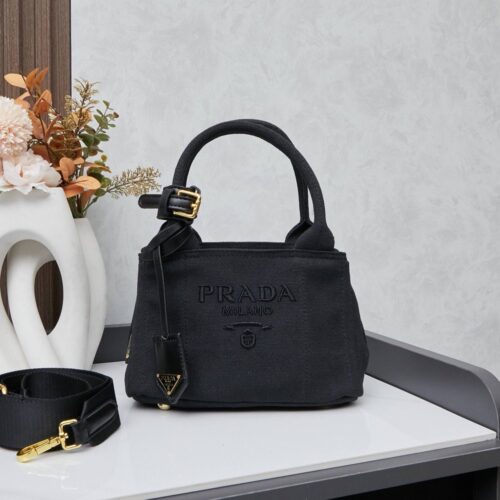 【AT4075】プラダ Prada クラシックトートバッグ｜都市の女性のためのエレガントな尊厳 | Prada Italy