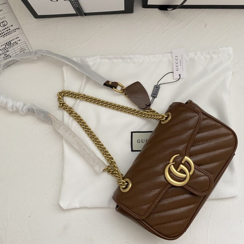 【AT4110】グッチ(Gucci)GG Marmontシリーズストライプステッチショルダーバッグ：エレガントな牛革小さなバッグ | Gucci