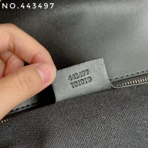 【AT4114】GG Marmontクラシックチェーンバッグ-エレガントなマットブラックカーフスキン-豪華なV字型ステッチワーク | Gucci Firenze